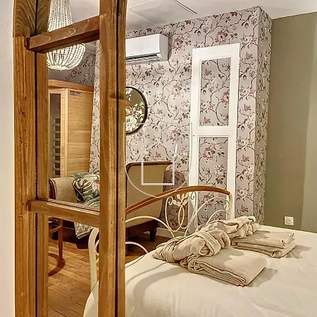 La Romantique Des Rois # Jacuzzi # Sauna * Dourdan