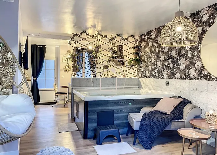 Villa La Romantique Des Rois # Jacuzzi # Sauna *